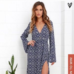 Lulu’s blue print Mandala Daydream maxi dress